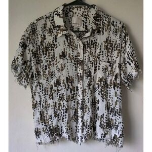 Industry Republic Women's Frayed Short‎ Sleeve Fray Bottom Button Up Top Size L